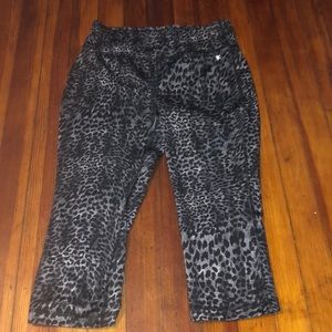 Danskin Cheetah Print Leggings